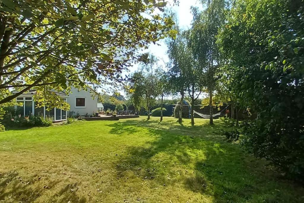Millfields Cottage And Garden Goxhill  Экстерьер фото