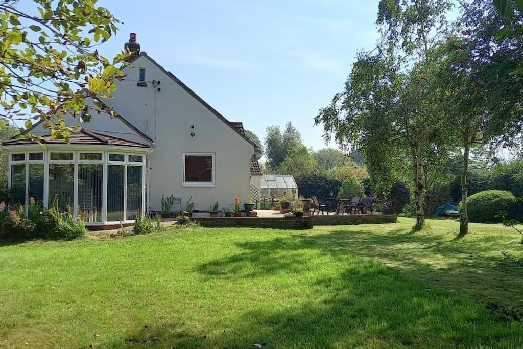 Millfields Cottage And Garden Goxhill  Экстерьер фото
